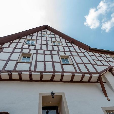 Zur Alten Weinkelter - Bezauberndes Fachwerkhaus Aus Der Spaetgotik Von 1451 - Top Lage Fuer Aktivitaeten - Fahrradkeller Ellenz-Poltersdorf Buitenkant foto