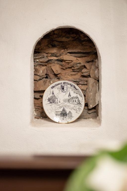 Zur Alten Weinkelter - Bezauberndes Fachwerkhaus Aus Der Spaetgotik Von 1451 - Top Lage Fuer Aktivitaeten - Fahrradkeller Ellenz-Poltersdorf Buitenkant foto